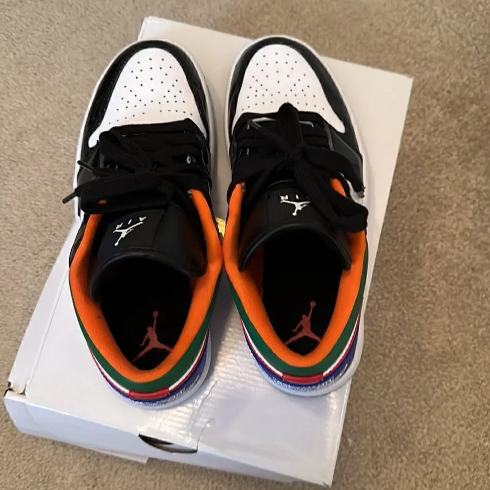 Nike Jordan 1 low women’s 7